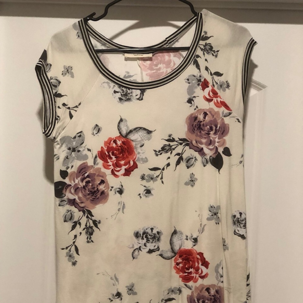 Floral print top